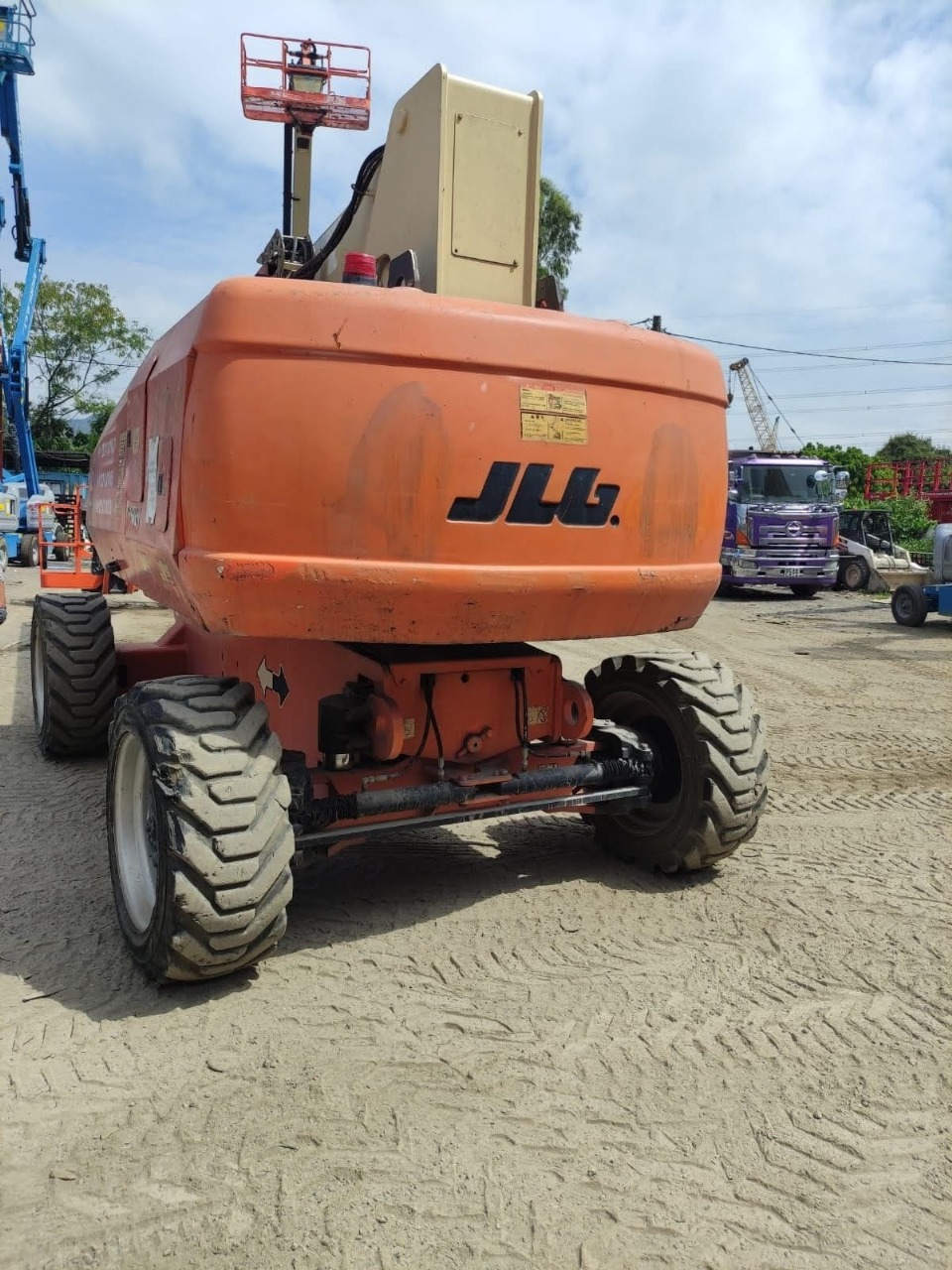 Sold - Telescopic Boom Lift - View 2